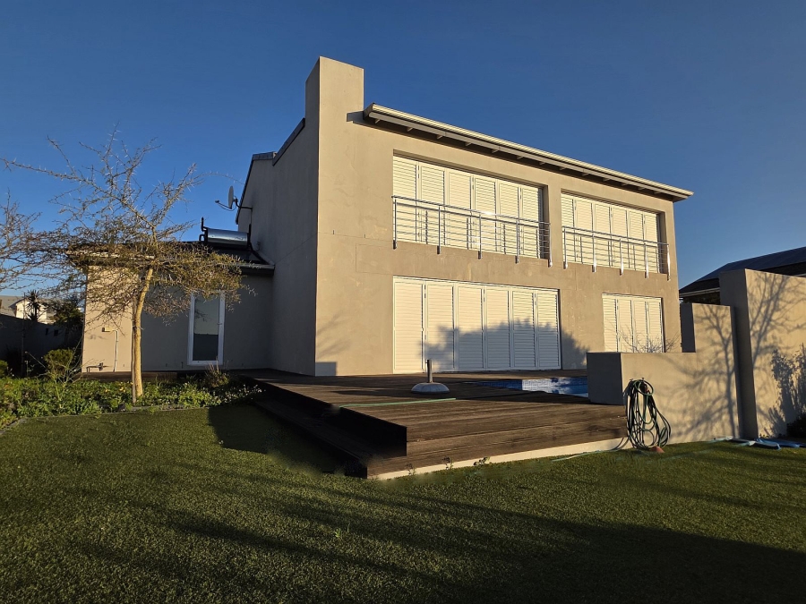 4 Bedroom Property for Sale in Myburgh Park Western Cape